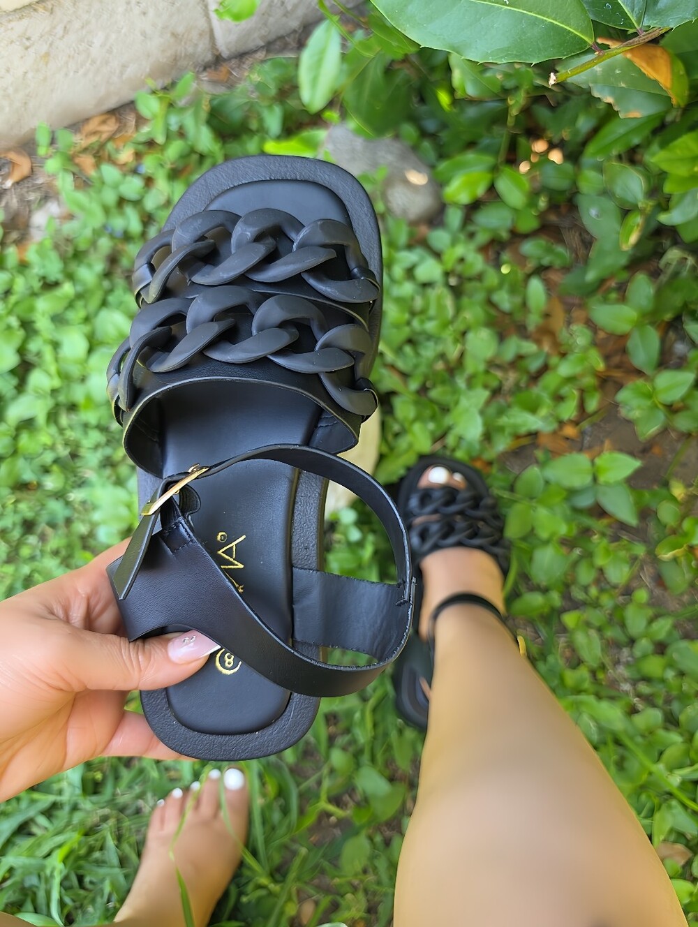Just In Valentina In Black Sandal - Picture 7 of 7